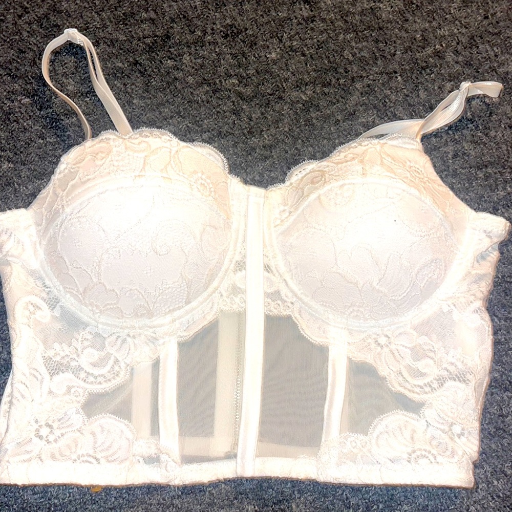 White crop top
